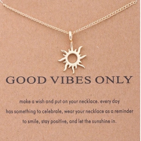 Jewelry - New Good Vibes Only Pendant Necklace!